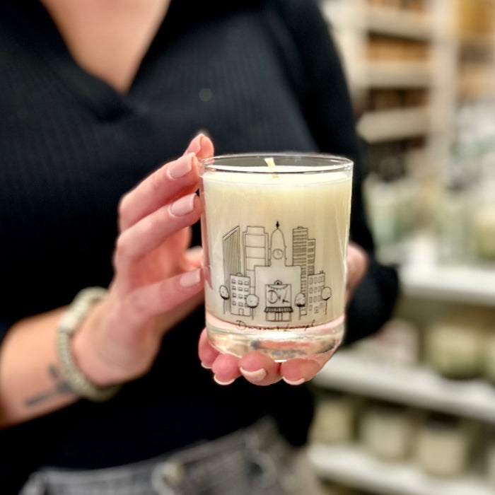 Tomato Leaf Candle - Philadelphia Skyline Glass