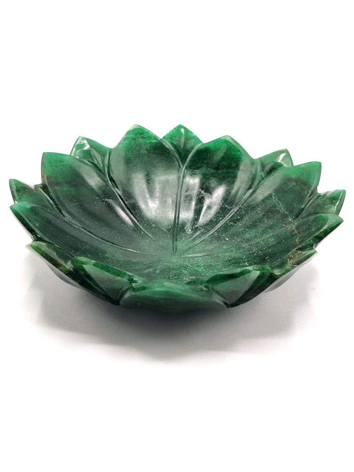 Beautiful green aventurine hand carved lotus bowls - 6 inches diameter and 440 gms (0.97 lb) - ONE BOWL ONLY