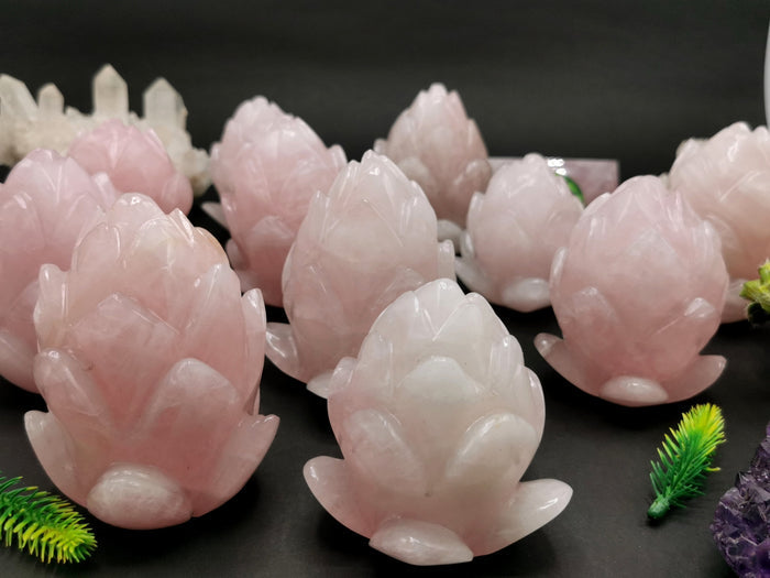 Beautiful rose quartz hand carved lotus flower carving - crystal/gemstone carvings - 3 inch and 480 gms (1.06 lb) - ONE PIECE ONLY