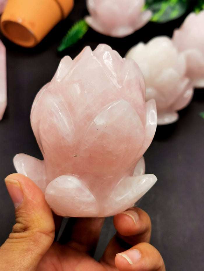 Beautiful rose quartz hand carved lotus flower carving - crystal/gemstone carvings - 3 inch and 350 gms (0.77 lb) - ONE PIECE ONLY - Shwasam
