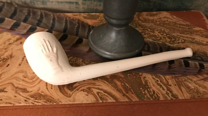 KC-1487 Clay Tavern Pipe - Heart & Hand Design