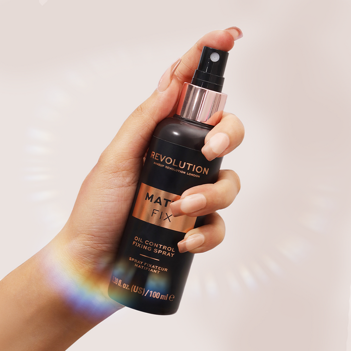Makeup Revolution Oil Control Fixing Spray