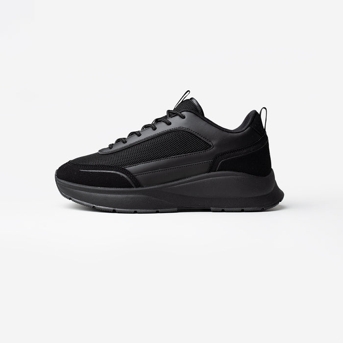 Men's  Black Premium Tech Runner  Closure London  Front View