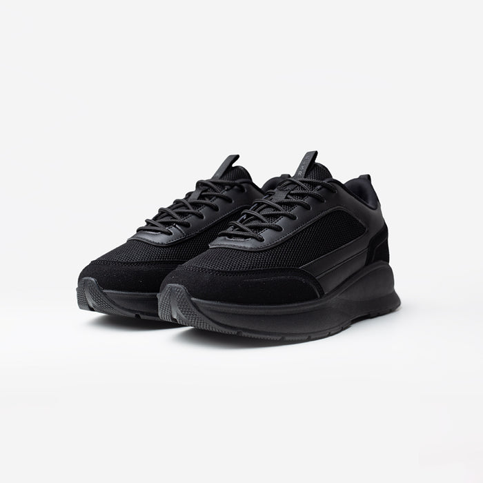 Premium Tech Runner | Black