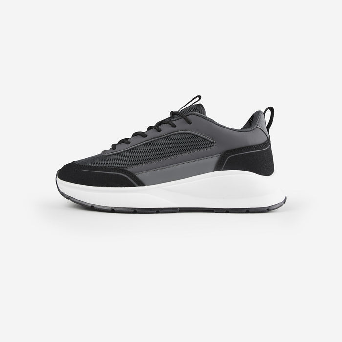 Men's  Black White Premium Tech Runner  Closure London  Front View