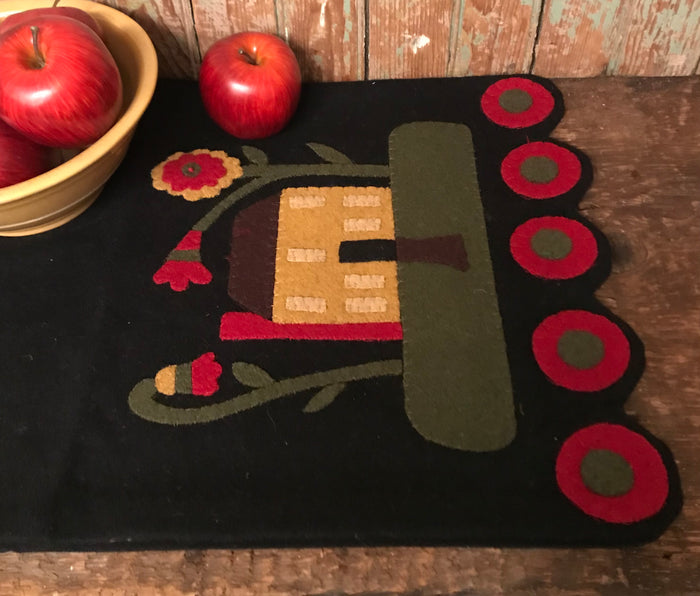 RG-R3 Homecoming Table Runner