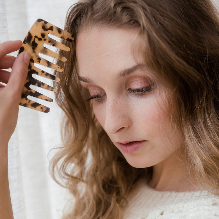 The Hair Comb Petite