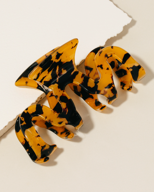 Tortoise shell hair claw by Anarchy Street sold by Le Monkey House
