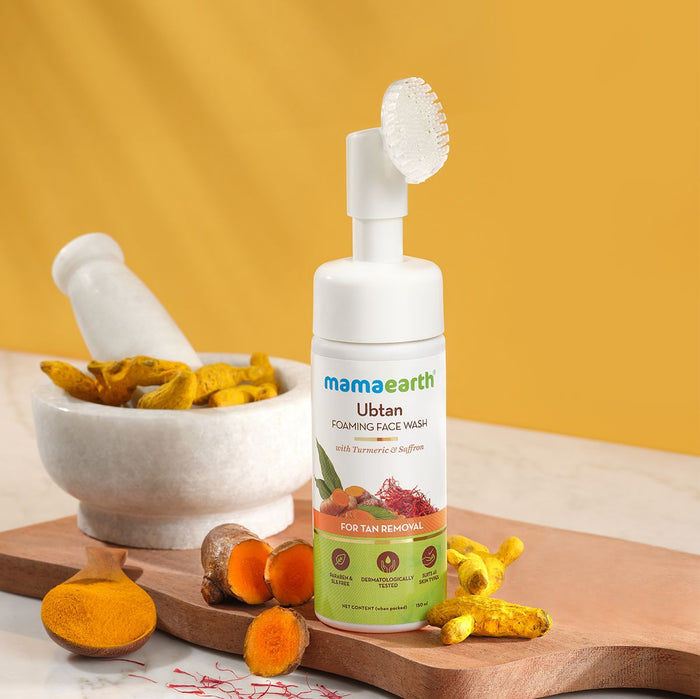 mamaearth Ubtan Foaming Face Wash with Turmeric and Saffron for Tan Removal
